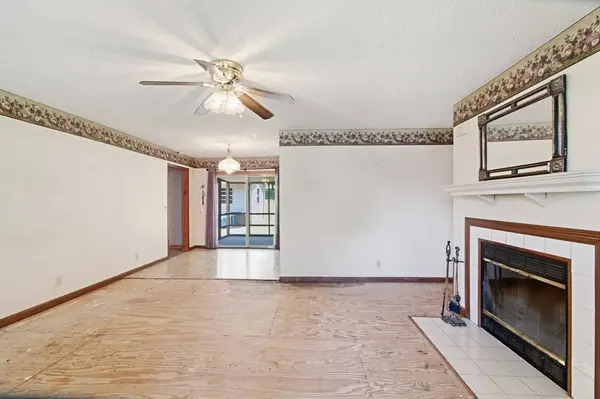 115 Meadowood Dr, Springville, TN 38242