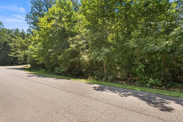 0 Green Hills Estates Dr Lot #11, Paris, TN 38242
