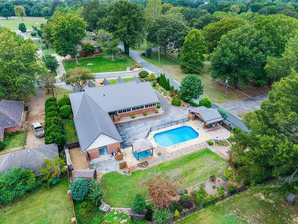 15 Chesapeake Dr., Mckenzie, TN 38201