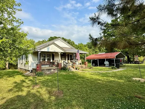 1408 Point Mason Rd., Big Sandy, TN 38221