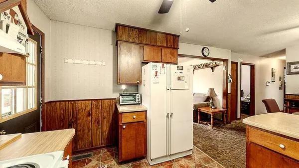 2405 Old Paris Murray Rd., Paris, TN 38242