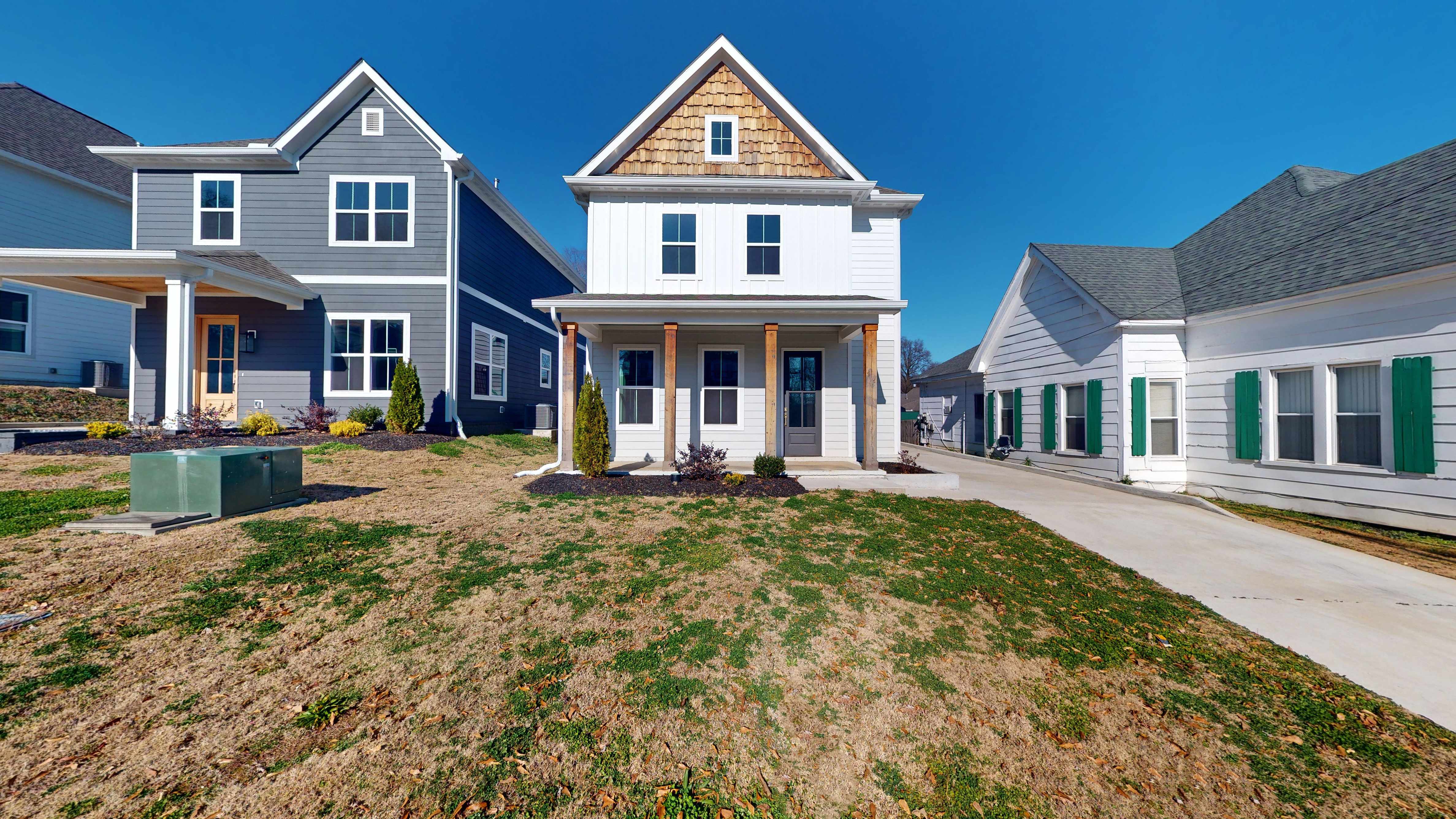 123 E Deaderick St, Jackson, TN 38301-5305