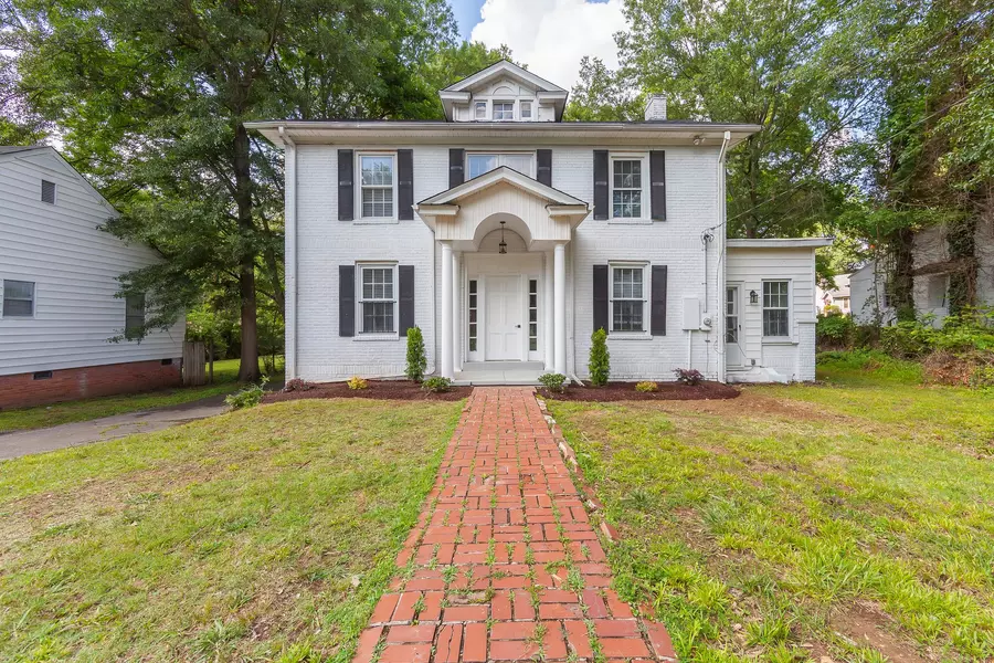 121 Fairmont Ave, Jackson, TN 38301-4115