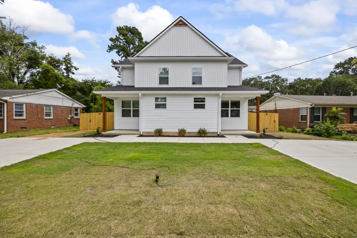 12 Cherry Pl, Jackson, TN 38301-4007