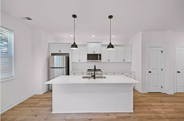 Jackson, TN 38301-5115,521 Lambuth Blvd