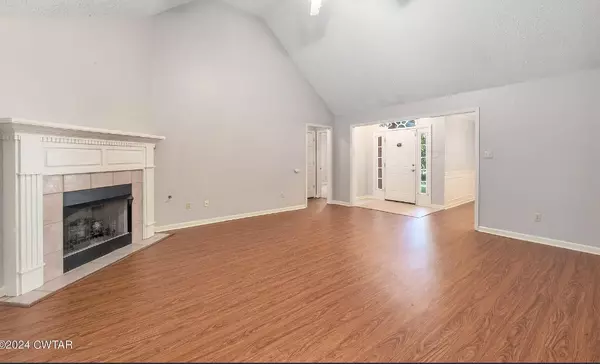 Jackson, TN 38305-5637,70 Richfield Cv