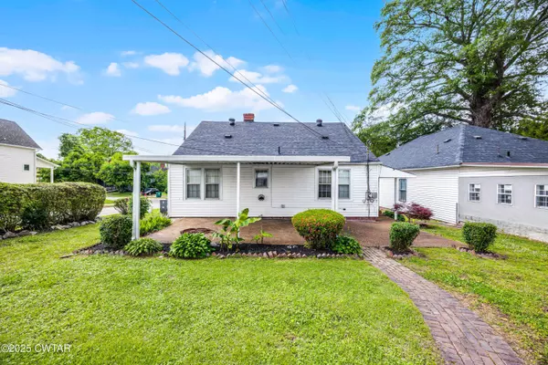 132 Campbell ST, Jackson, TN 38301