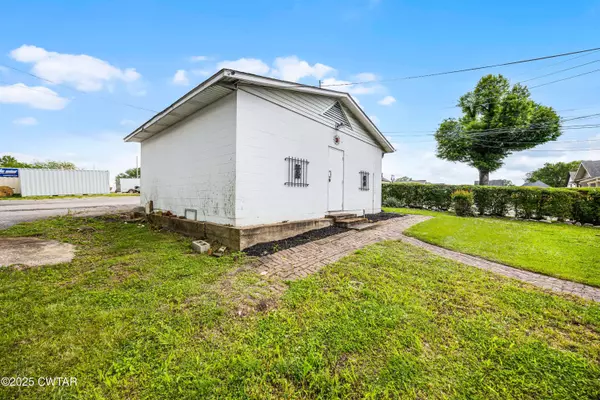 132 Campbell ST, Jackson, TN 38301