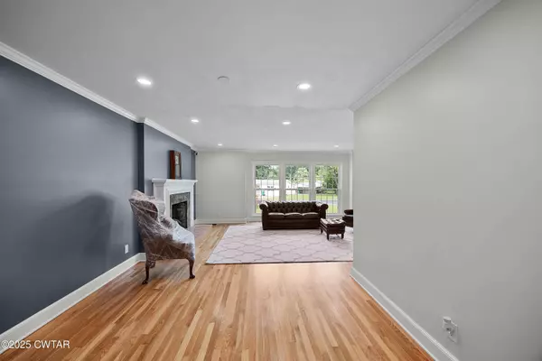 61 Dellwood DR, Jackson, TN 38301