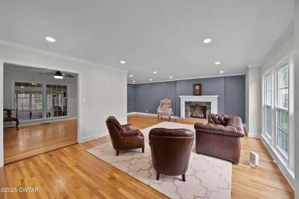 61 Dellwood DR, Jackson, TN 38301