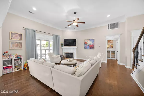 40 Ravenwood DR, Jackson, TN 38305