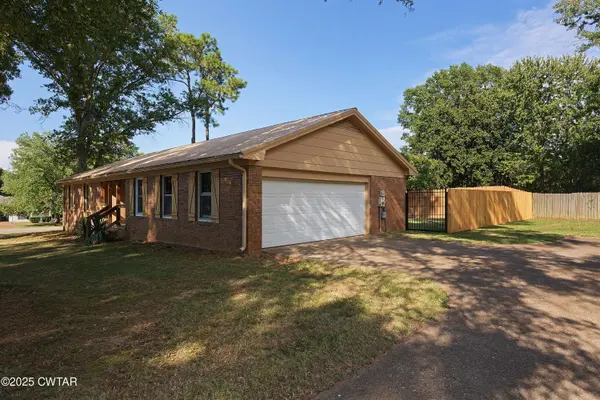 52 Commanche TRL, Jackson, TN 38305