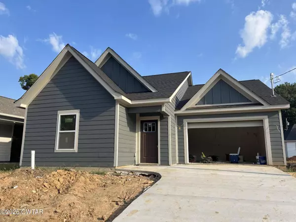 119 Otis ST, Jackson, TN 38301