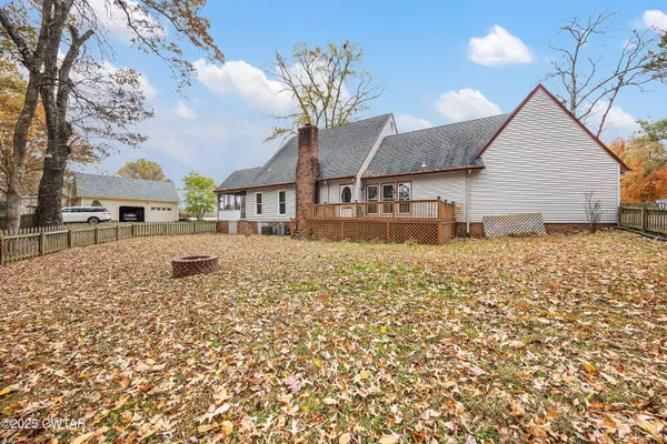 33 Summerfield DR, Jackson, TN 38305