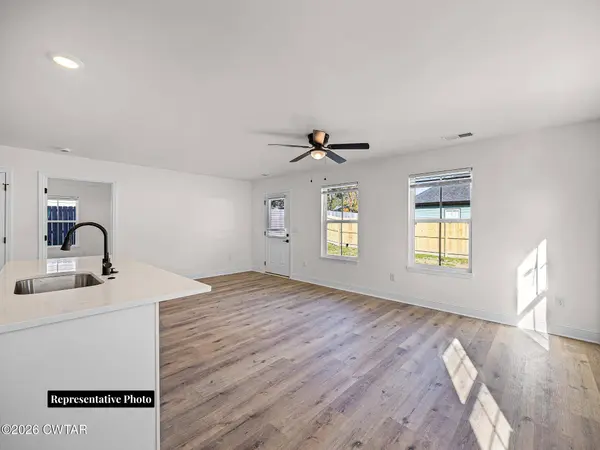 121 Otis ST, Jackson, TN 38301