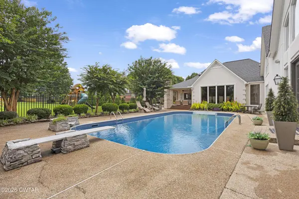 184 Willow Green DR, Jackson, TN 38305