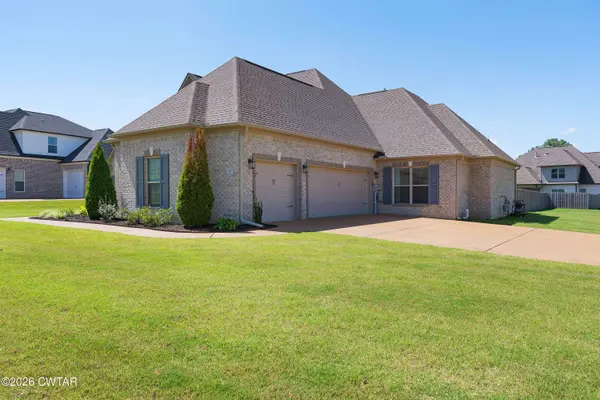 6 Larkhaven LOOP, Jackson, TN 38305