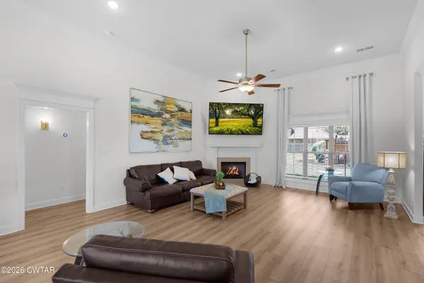 6 Larkhaven LOOP, Jackson, TN 38305