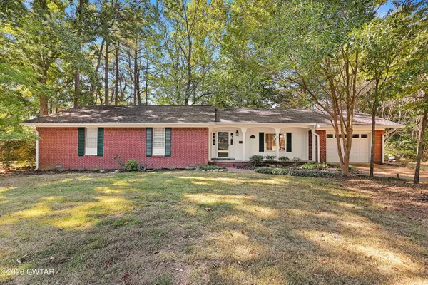 746 Foster AVE