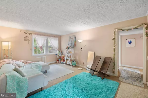 2114 SUITLAND TER SE #301, Washington, DC 20020