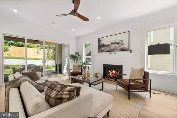 1905 N TAYLOR ST, Arlington, VA 22207