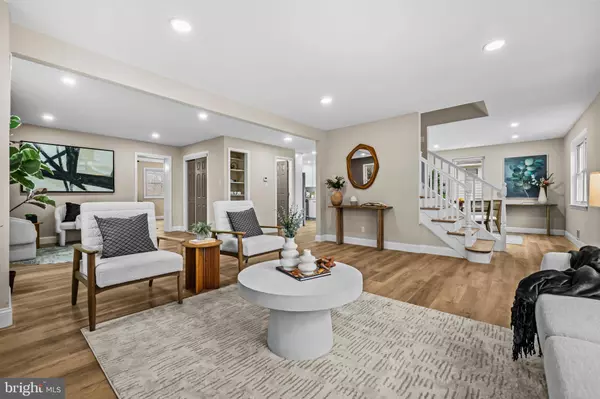 9533 FRANKLIN AVE, Lanham, MD 20706