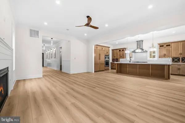 1905 N TAYLOR ST, Arlington, VA 22207