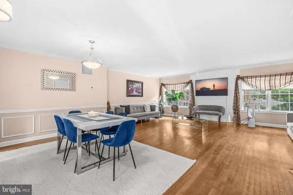 3050 FEDERAL HILL DR, Falls Church, VA 22044
