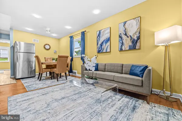 3007 ELMWOOD DR, Alexandria, VA 22303