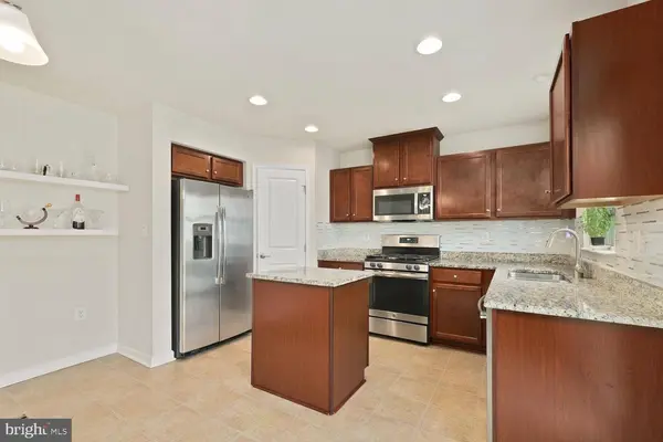 9103 WOOD CREEK CIR, Fredericksburg, VA 22407