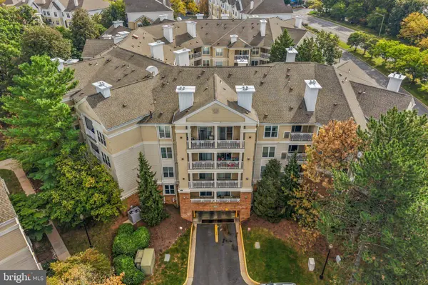 2204 WESTCOURT LN #317, Herndon, VA 20170