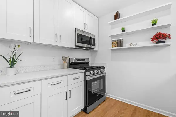 8618 LANTERN LN, Clinton, MD 20735