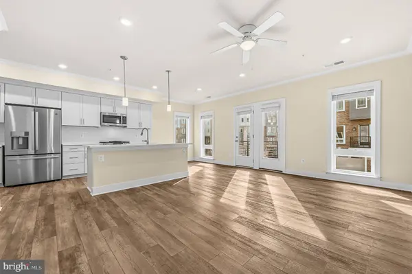 15588 GRADE LINE PL, Woodbridge, VA 22191