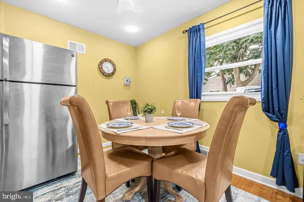 3007 ELMWOOD DR, Alexandria, VA 22303
