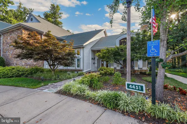 13085 AUTUMN WOODS WAY #204, Fairfax, VA 22033