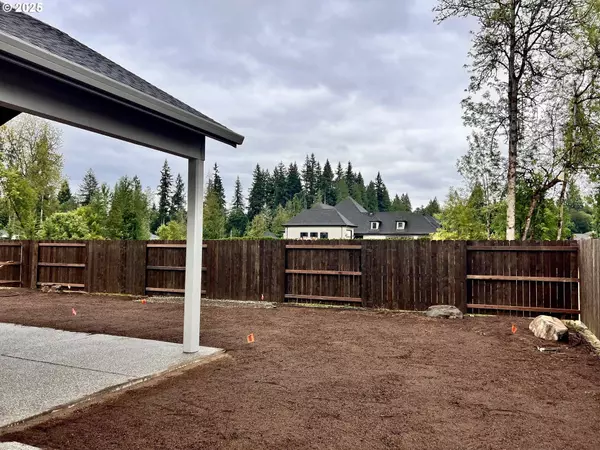 16019 NE 180th St, Brush Prairie, WA 98606-7100