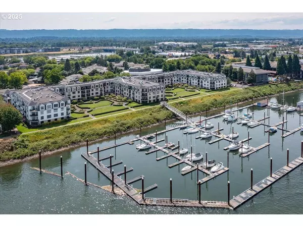 707 N HAYDEN ISLAND DR #223, Portland, OR 97217