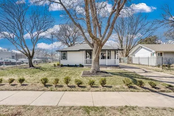 1831 Elpyco St, Wichita, KS 67218