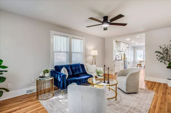 757 S Poplar St, Wichita, KS 67211