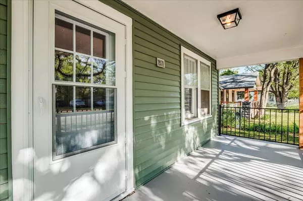 757 S Poplar St, Wichita, KS 67211