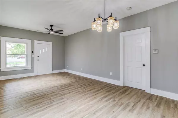 608 W 3rd Ave, El Dorado, KS 67042