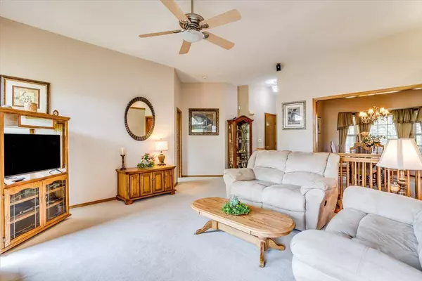 313 Cypress Ct, Andover, KS 67002