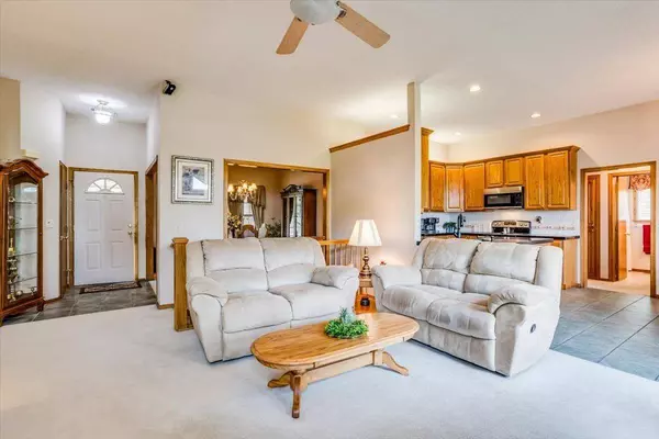 313 Cypress Ct, Andover, KS 67002