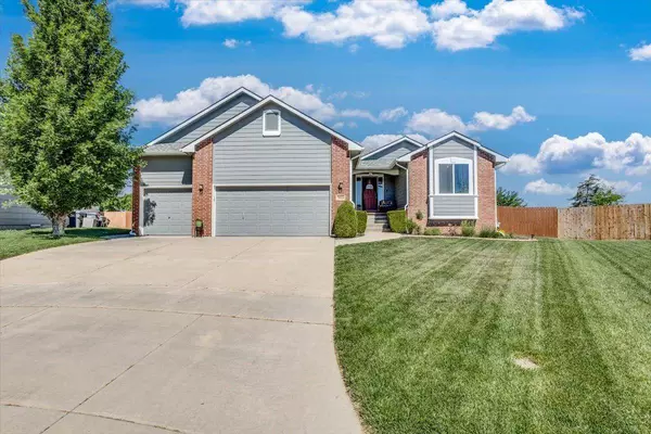 2614 E Kite Ct, Wichita, KS 67219