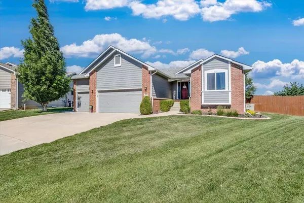 2614 E Kite Ct, Wichita, KS 67219