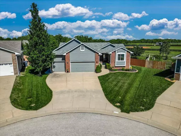 2614 E Kite Ct, Wichita, KS 67219