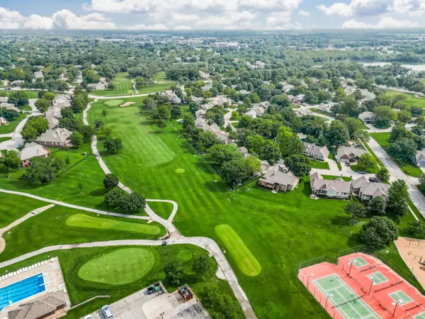 2415 N Spring Meadow St, Wichita, KS 67205