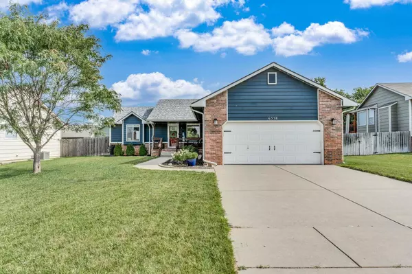 6558 N Upchurch Ct, Park City, KS 67219