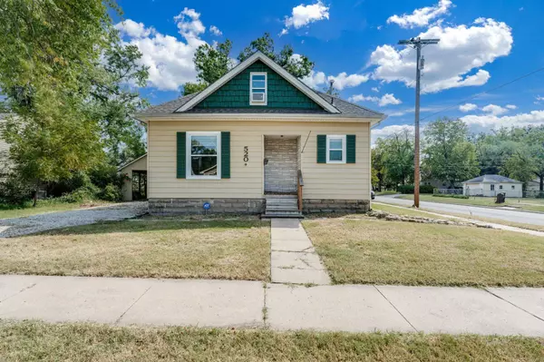 520 Old Main Street, Newton, KS 67114