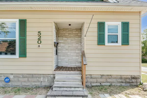 520 Old Main Street, Newton, KS 67114